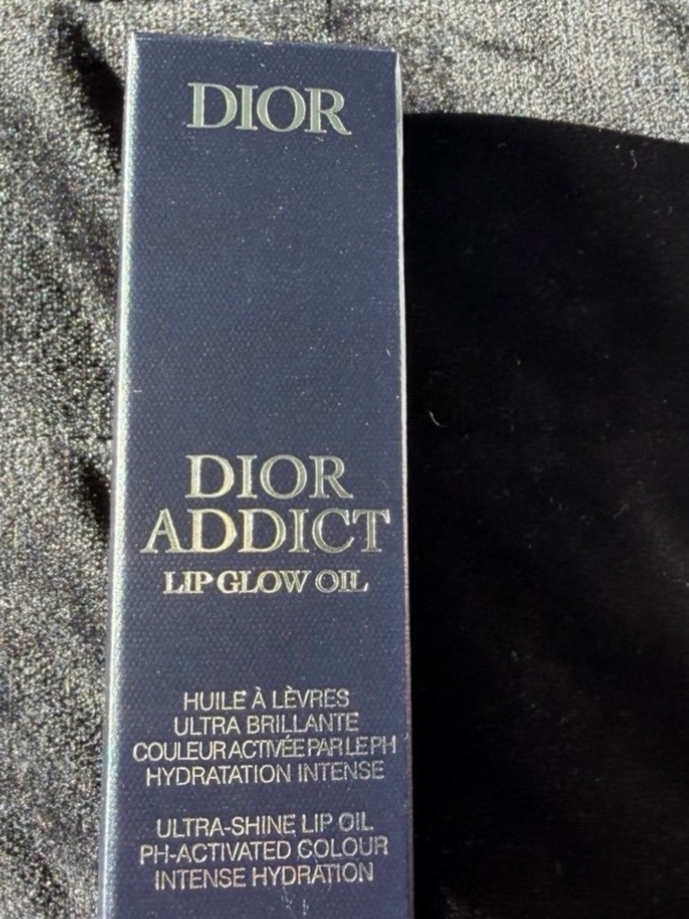 Lip oil